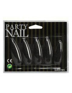 Uñas negras grandes