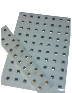 Adornos cuadrados para la ropa