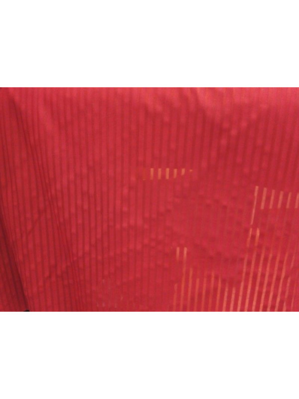 Tejido de licra roja rayada