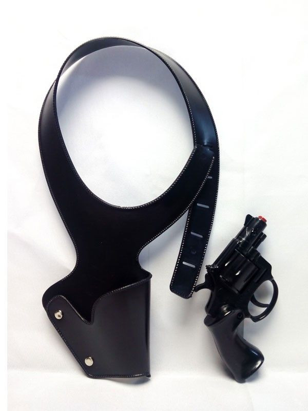 Sobaquera policía con pistola