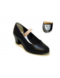 Zapato andaluza claveteado