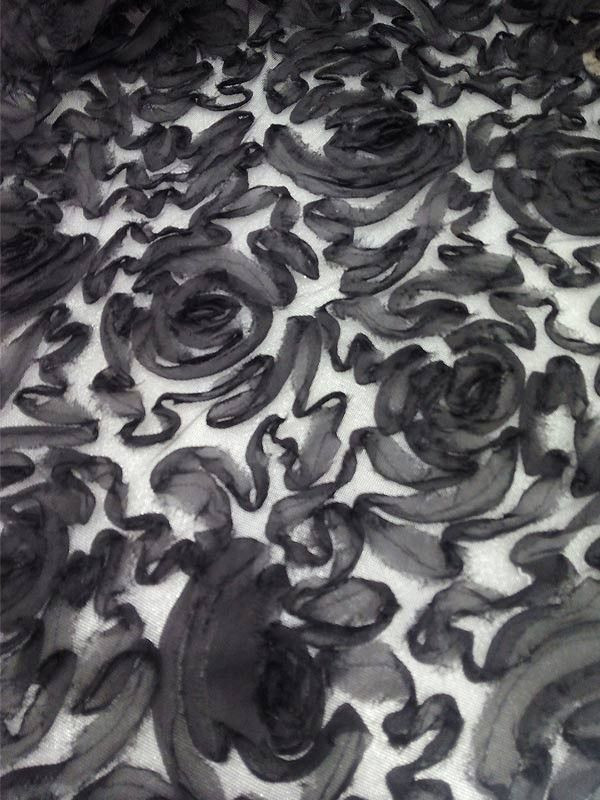 Tul dibujos de gasa negra