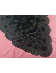 Mantilla o media luna 2