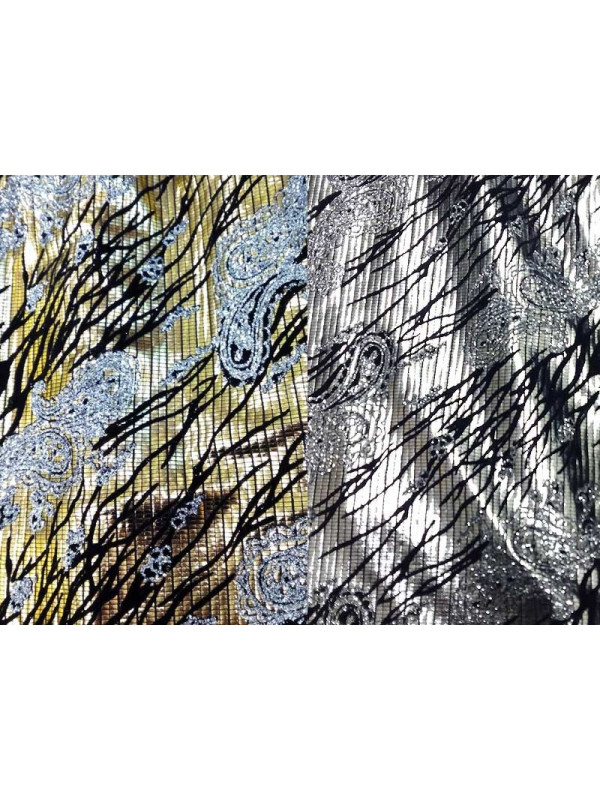 Tejido de punto negro con relieves