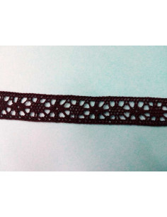 Encaje entredos bolillo negro