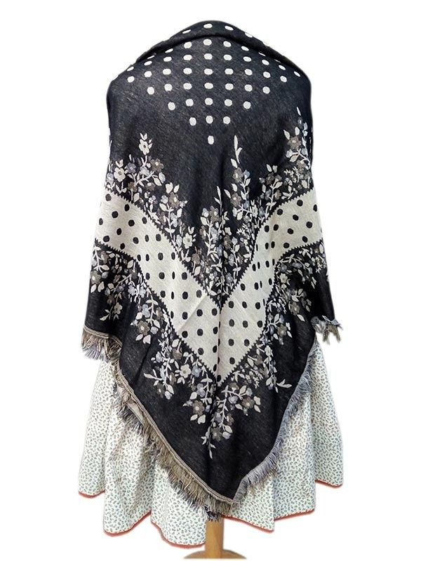 Pañuelo lanoso topos