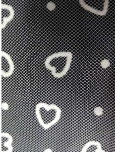 Tul blanco con corazones