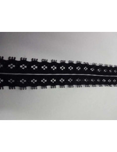 Puntilla doble negra