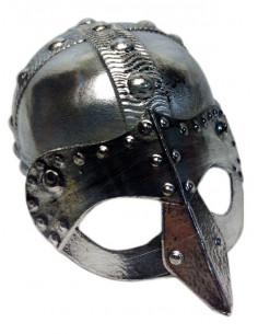 Casco de guerrero con visera