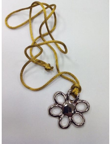 Colgante flor plata