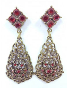 Pendientes trajes...