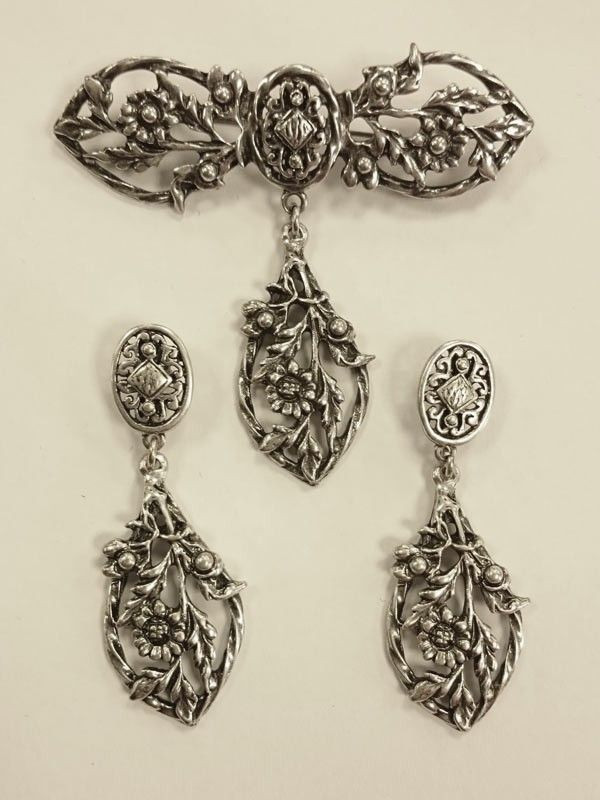 Conjunto regional 5055