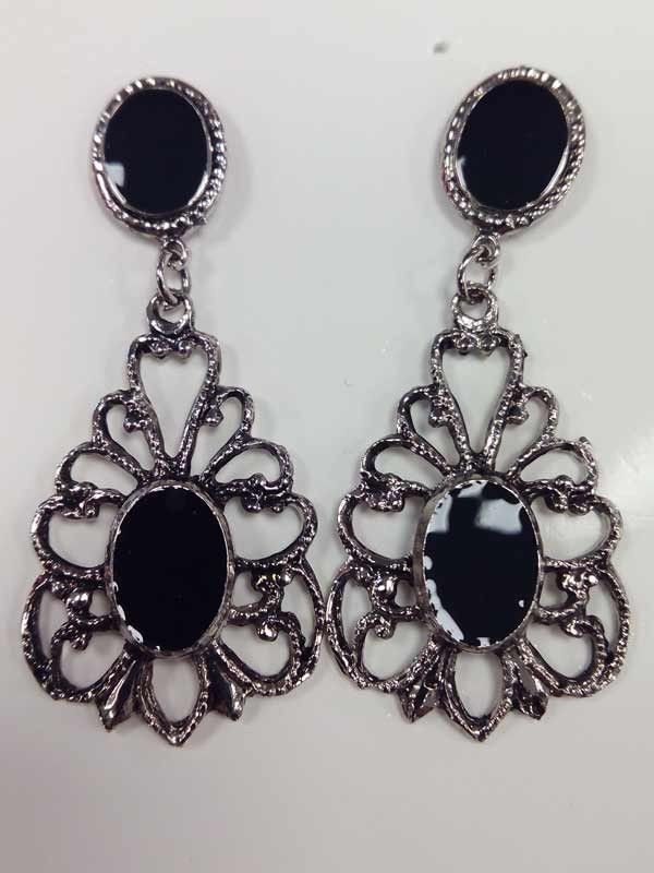 Pendiente esmaltado negro