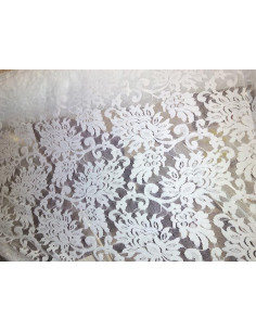 Blonda licra de flores