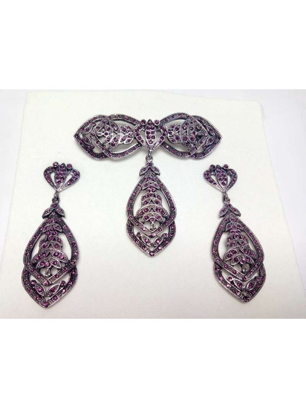 Conjunto de bisutería regional morado