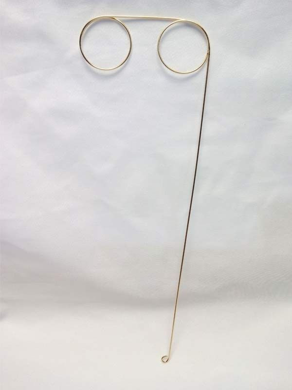 Gafas de varilla doradas