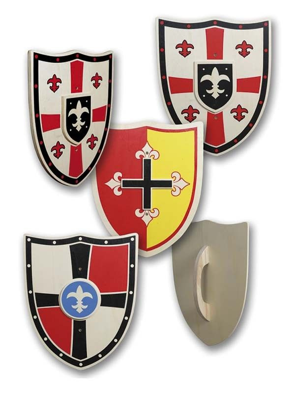 Escudo medieval de madera