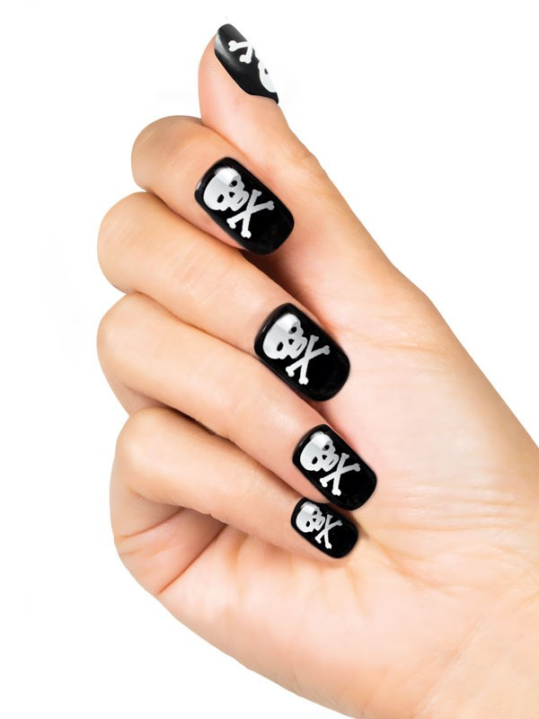 Uñas calaveras pirata