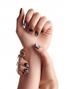 Uñas tela de araña Halloween 2