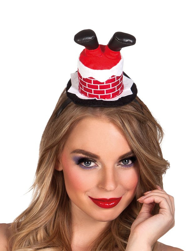 Diadema Santa en la chimenea