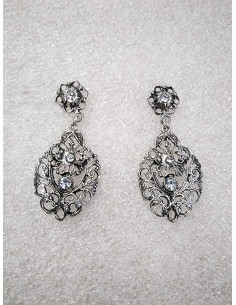 Pendiente para traje regional baturro blanco