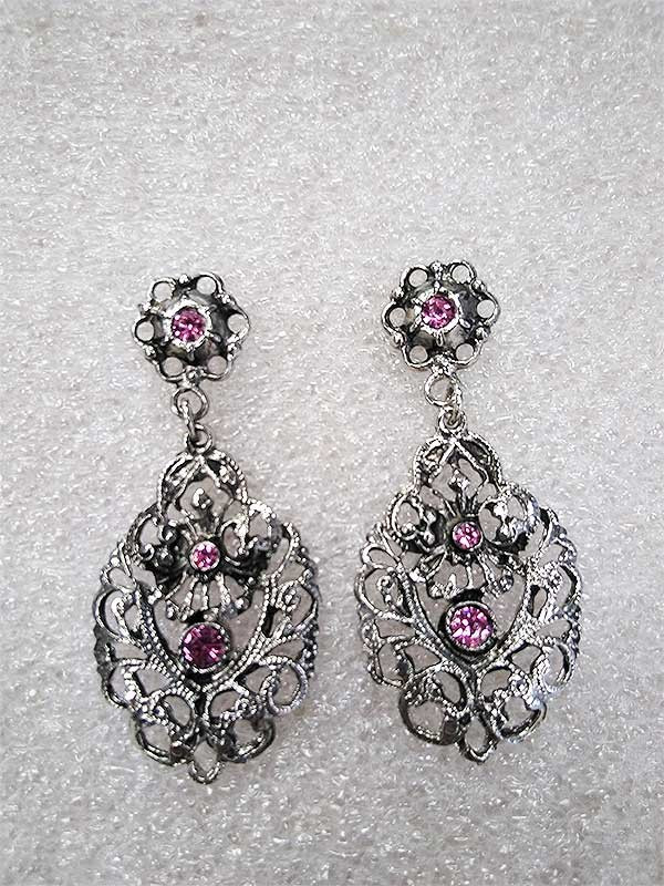 Pendiente para traje regional baturro morado