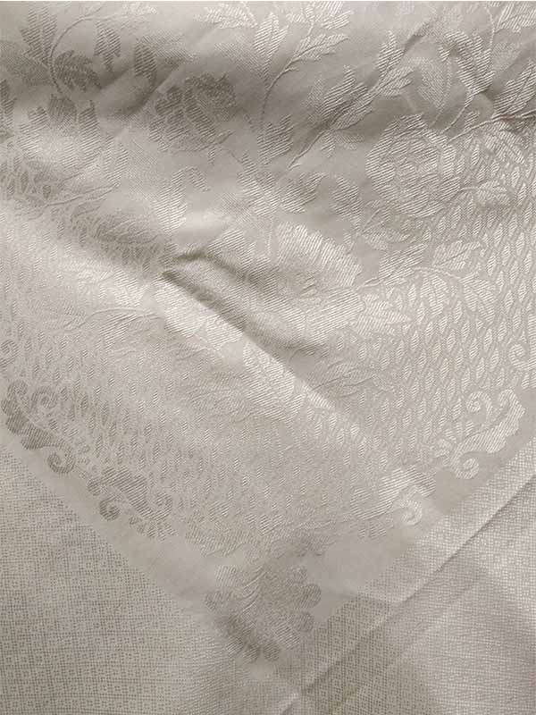 Pañuelo para traje regional blanco detalle