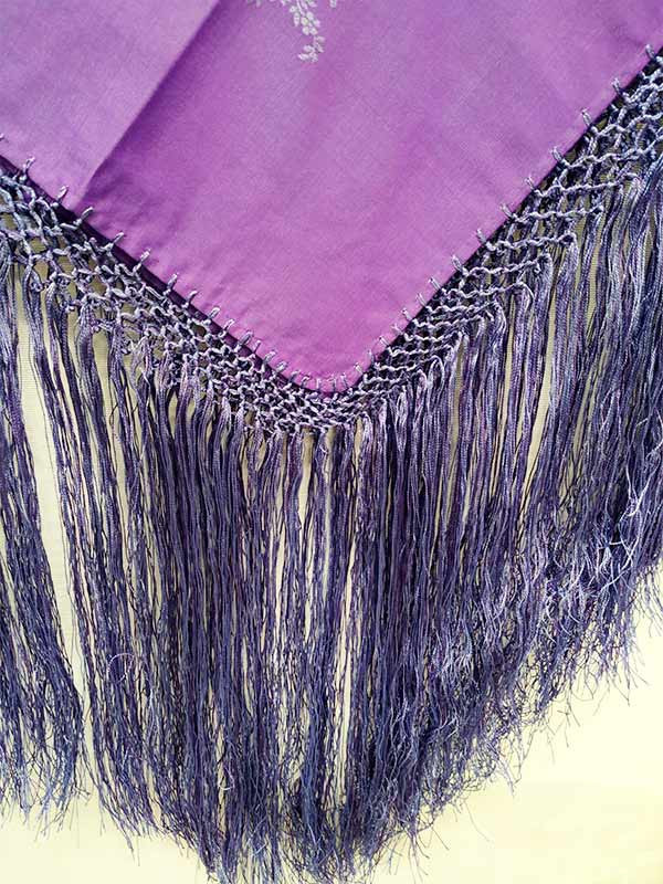 Pañuelo para traje regional morado fleco