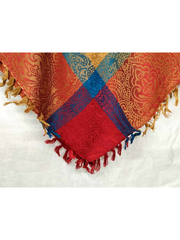 Pañuelo para traje regional rojo detalle