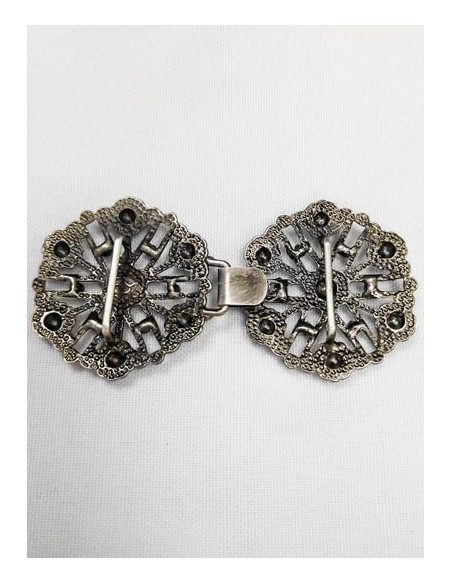 Broche regional 1609 trasera