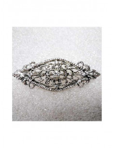 Broche regional 1527