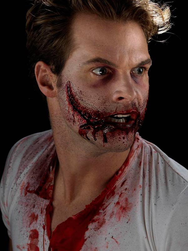 Prótesis boca cosida de látex ejemplo