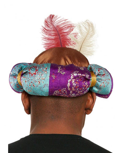 Turbante árabe con plumas espalda
