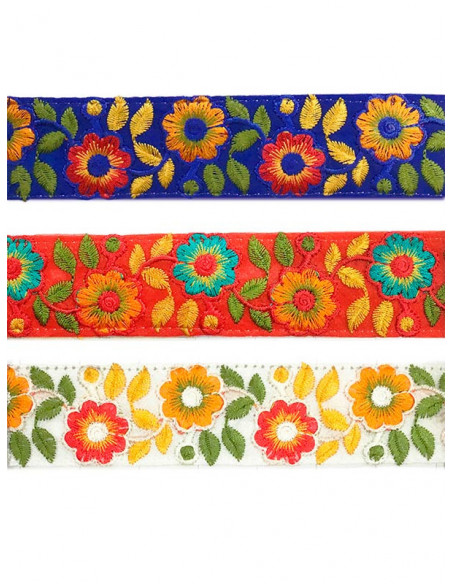 Cinta bordada de flores