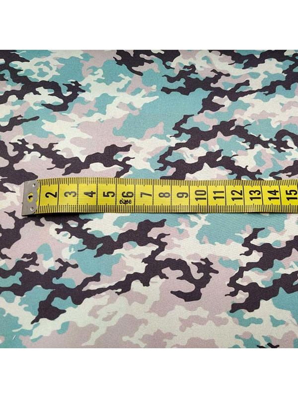 Tela camuflaje turquesa detalle