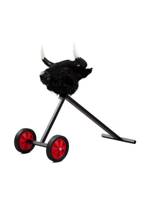 Carro de toro de dos ruedas lateral