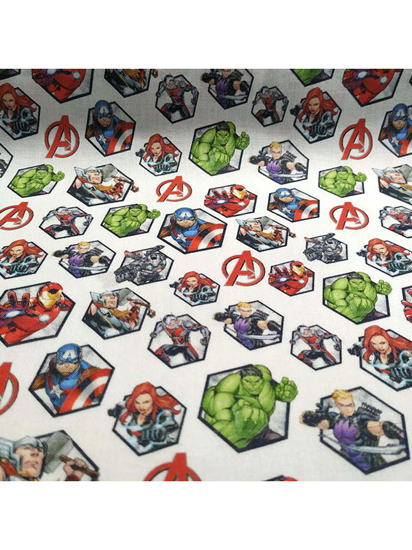 Tela superhéroes Vengadores Marvel diseño