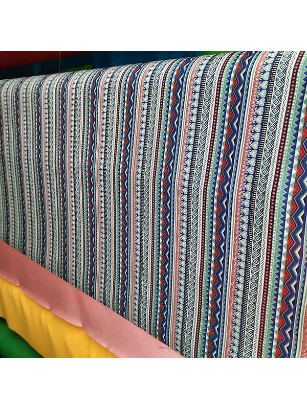 Tela estampado étnico lateral