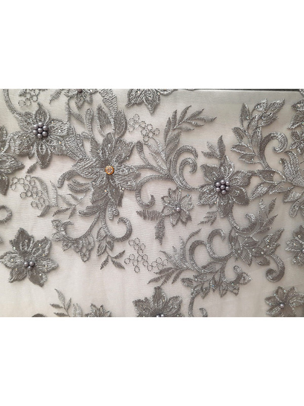 Tul bordado con pedrería Renato gris detalle
