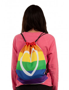 Mochila orgullo con corazón 2