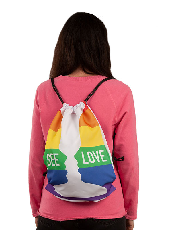 Mochila orgullo see love detalle