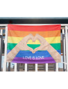 Bandera del Orgullo manos