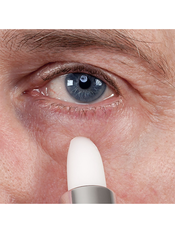 Maquillaje efecto lágrimas detalle