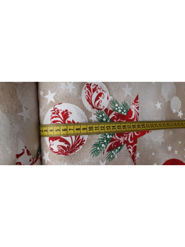 Loneta navideña con bolitas