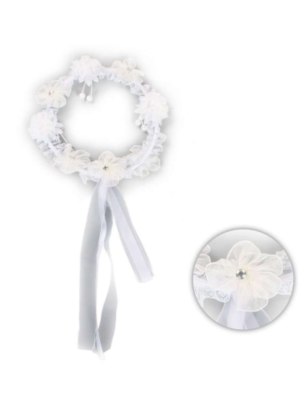 Corona de flores blancas